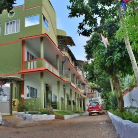 Hotel Kozee Kaves Yelagiri Esterno foto