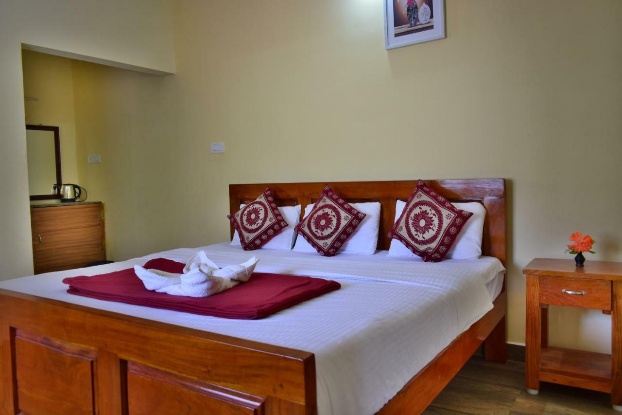 Hotel Kozee Kaves Yelagiri Esterno foto