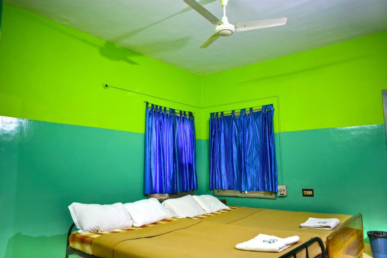 Hotel Kozee Kaves Yelagiri Esterno foto